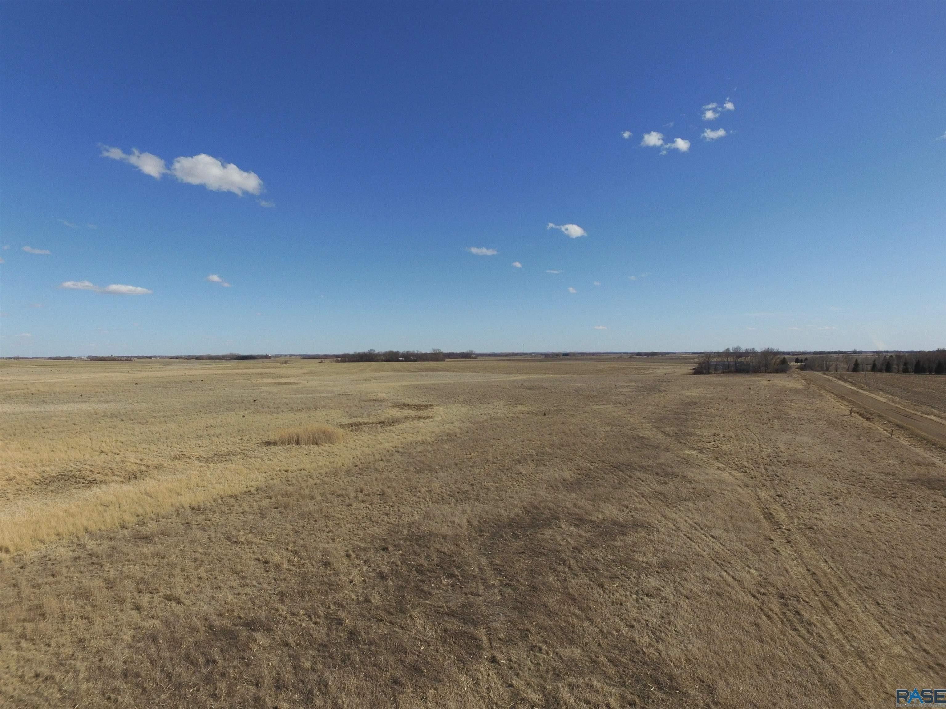 10 acres in Lincoln County, South Dakota