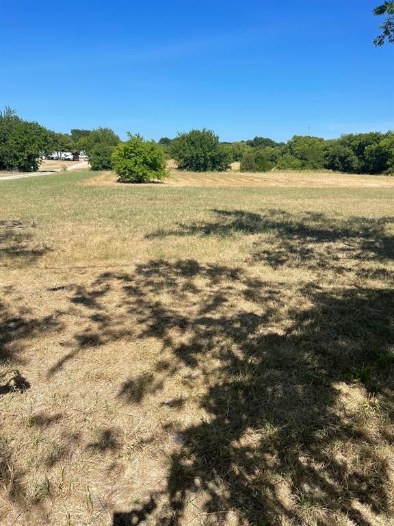 2 acres in Ellis County, Texas