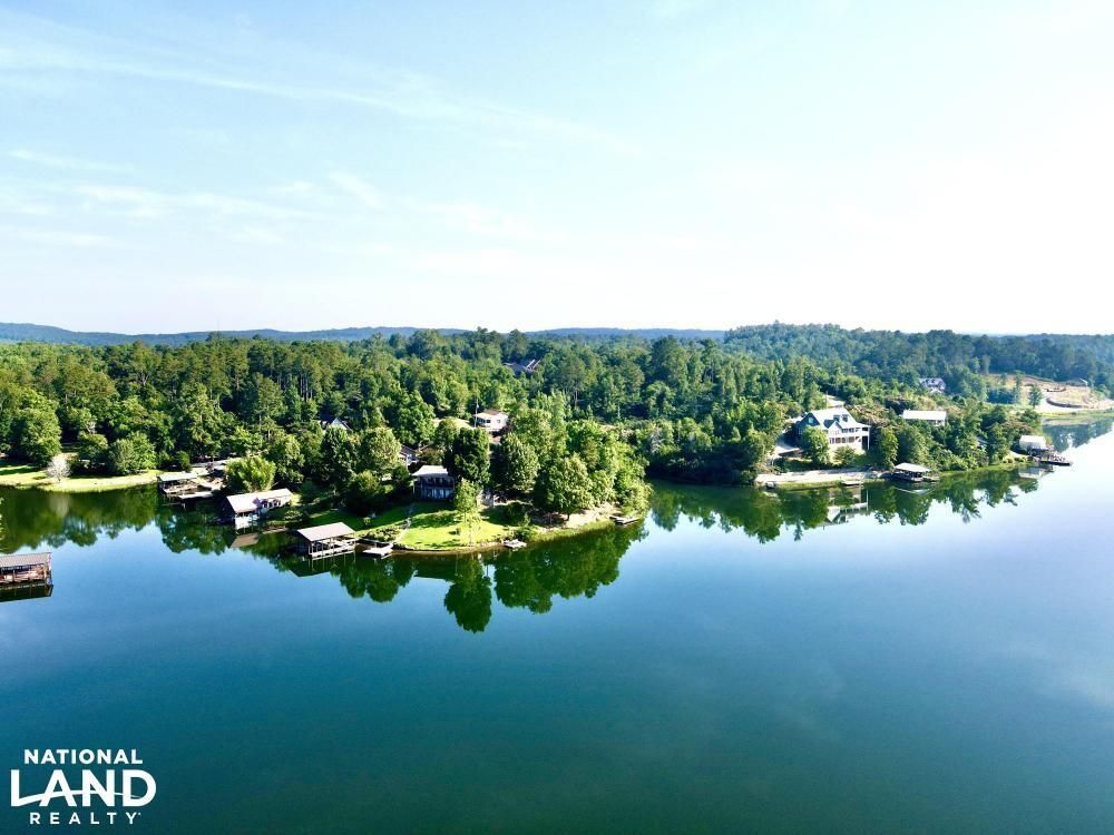 225 acres in Blount County, Alabama