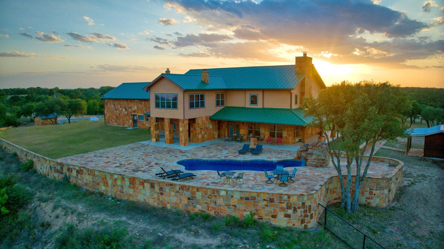 2,556 acres in San Saba County, Texas