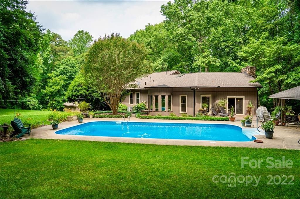 1.57 acres in Iredell County, North Carolina