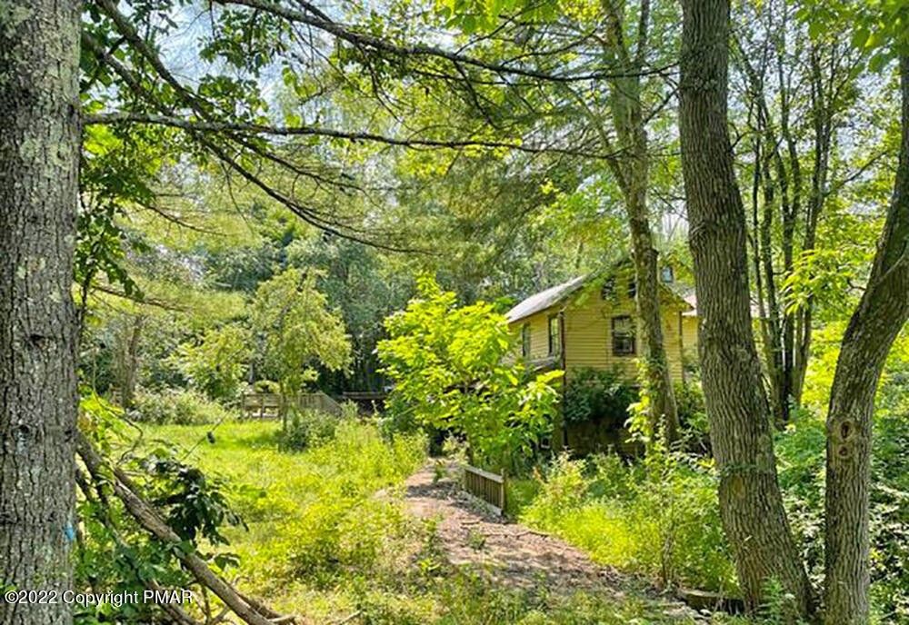 12 acres in Monroe County, Pennsylvania