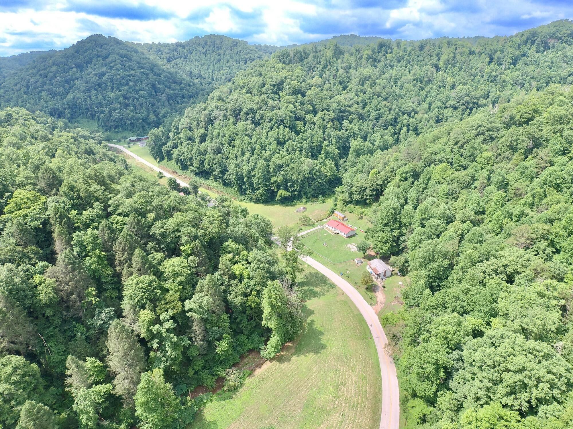 75.41 acres in Breathitt County, Kentucky
