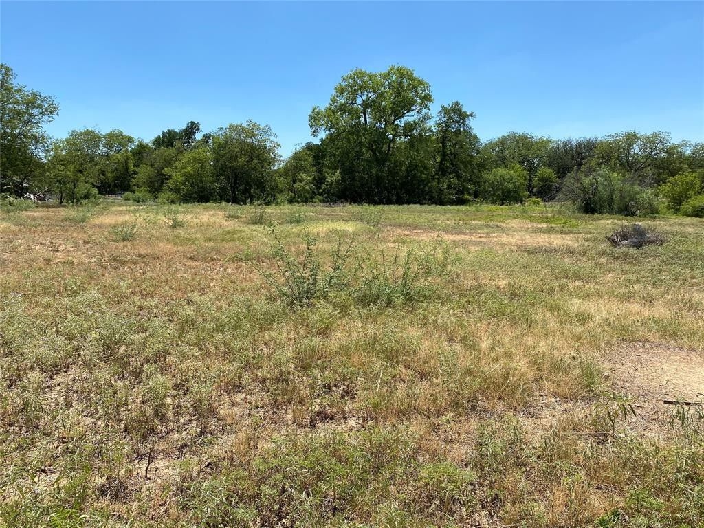 1.37 acres in Brown County, Texas