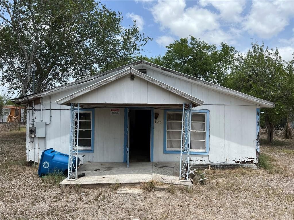 1.52 acres in Bee County, Texas