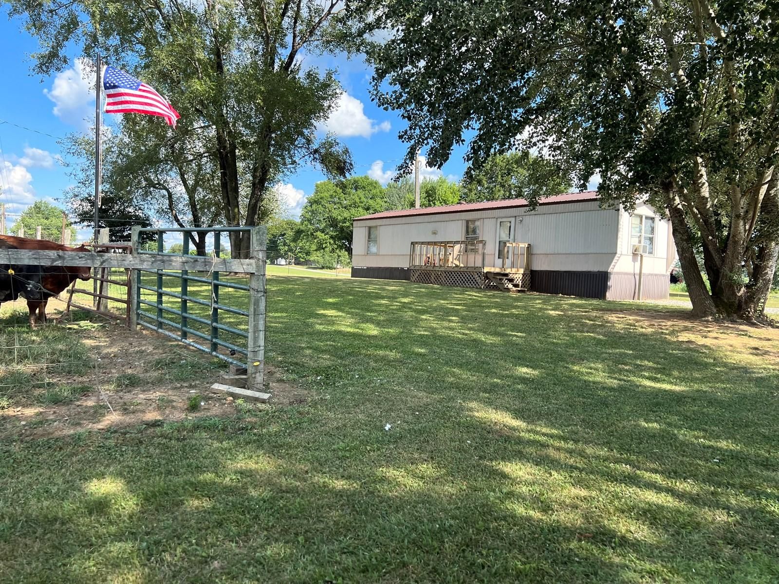 2.4 acres in Hart County, Kentucky