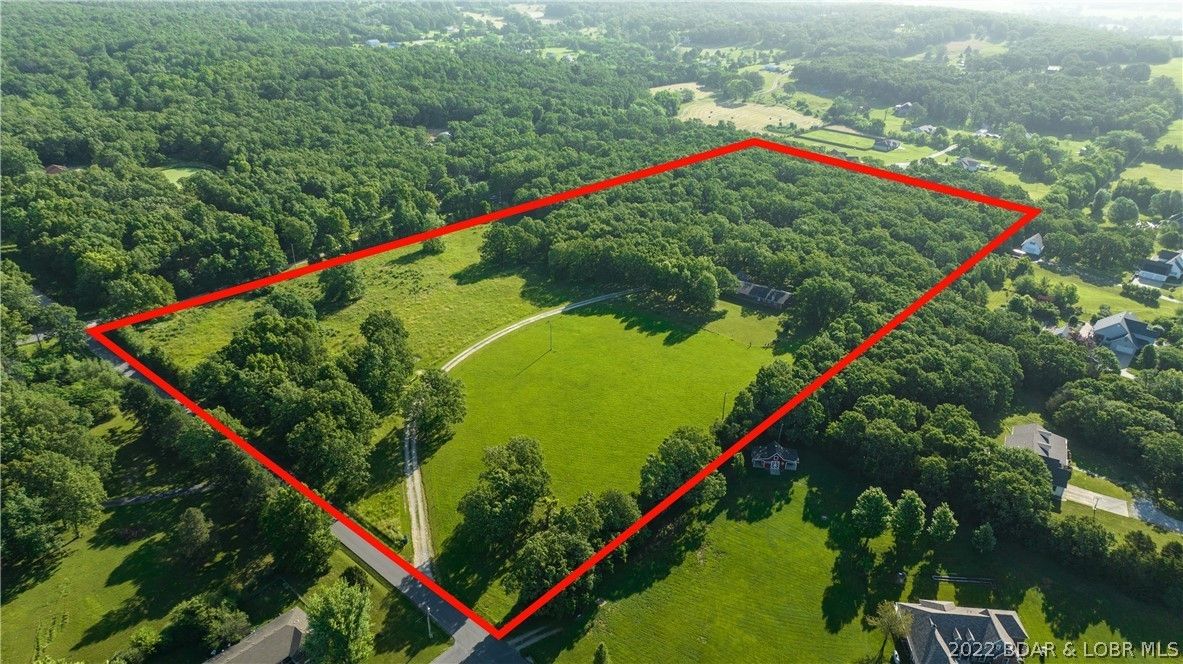 20 acres in Laclede County, Missouri