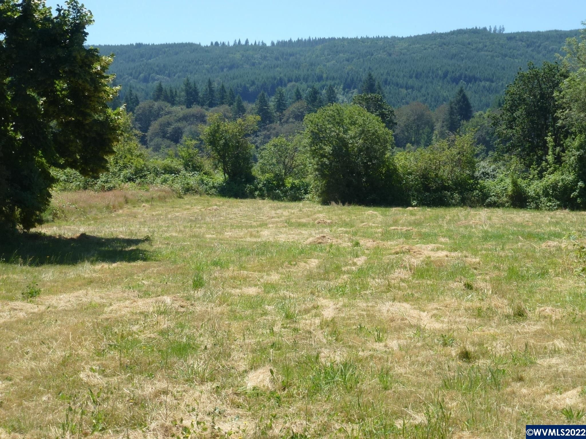 4.22 acres in Linn County, Oregon