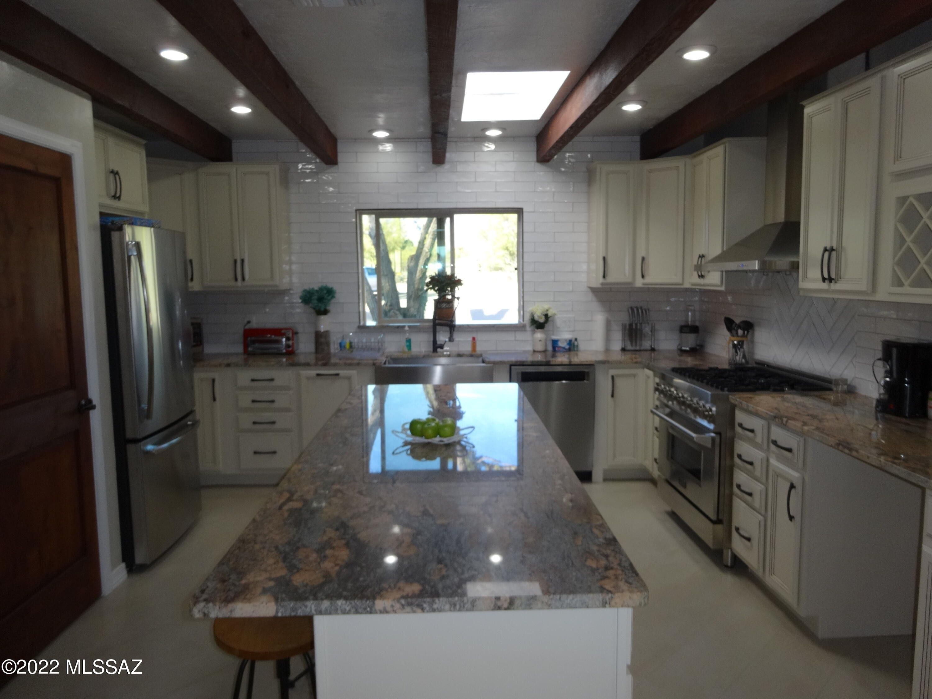 3.95 acres in Pima County, Arizona