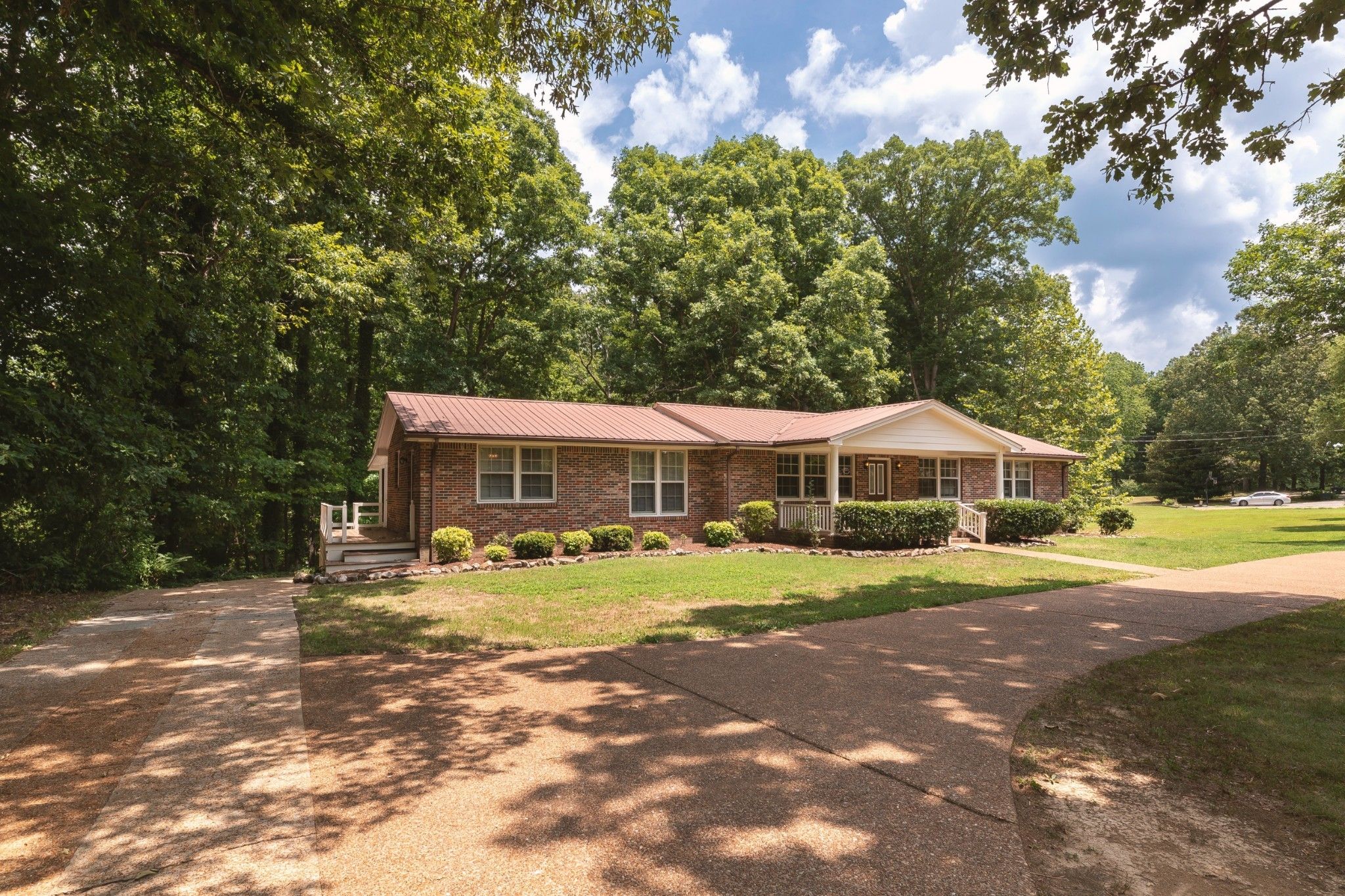 1.6 acres in Hickman County, Tennessee