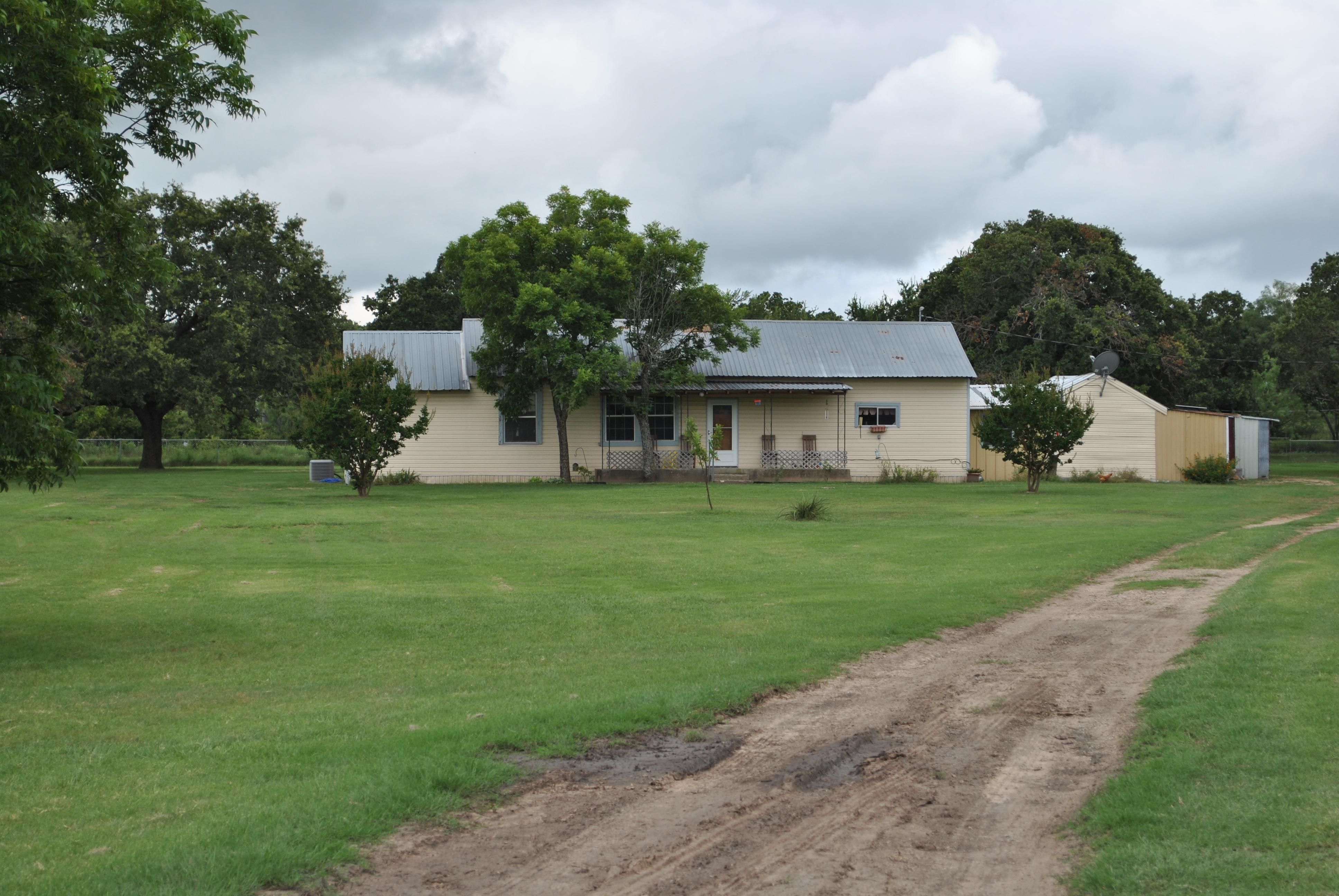 7.48 acres in Comanche County, Texas