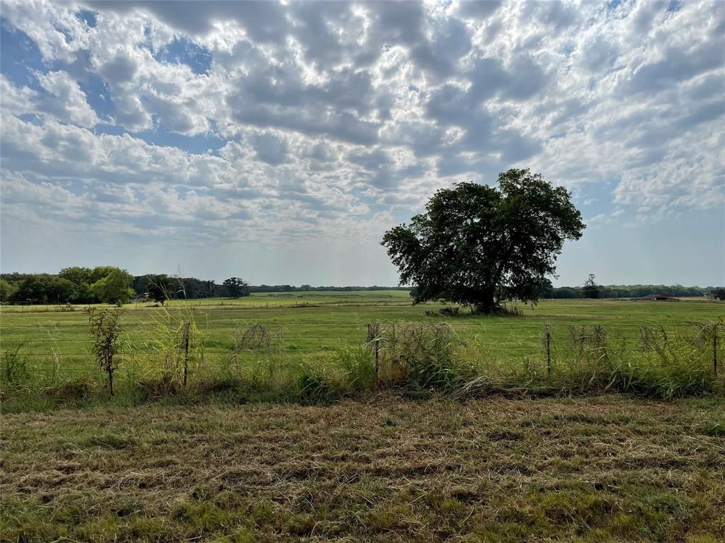 10.17 acres in Hopkins County, Texas