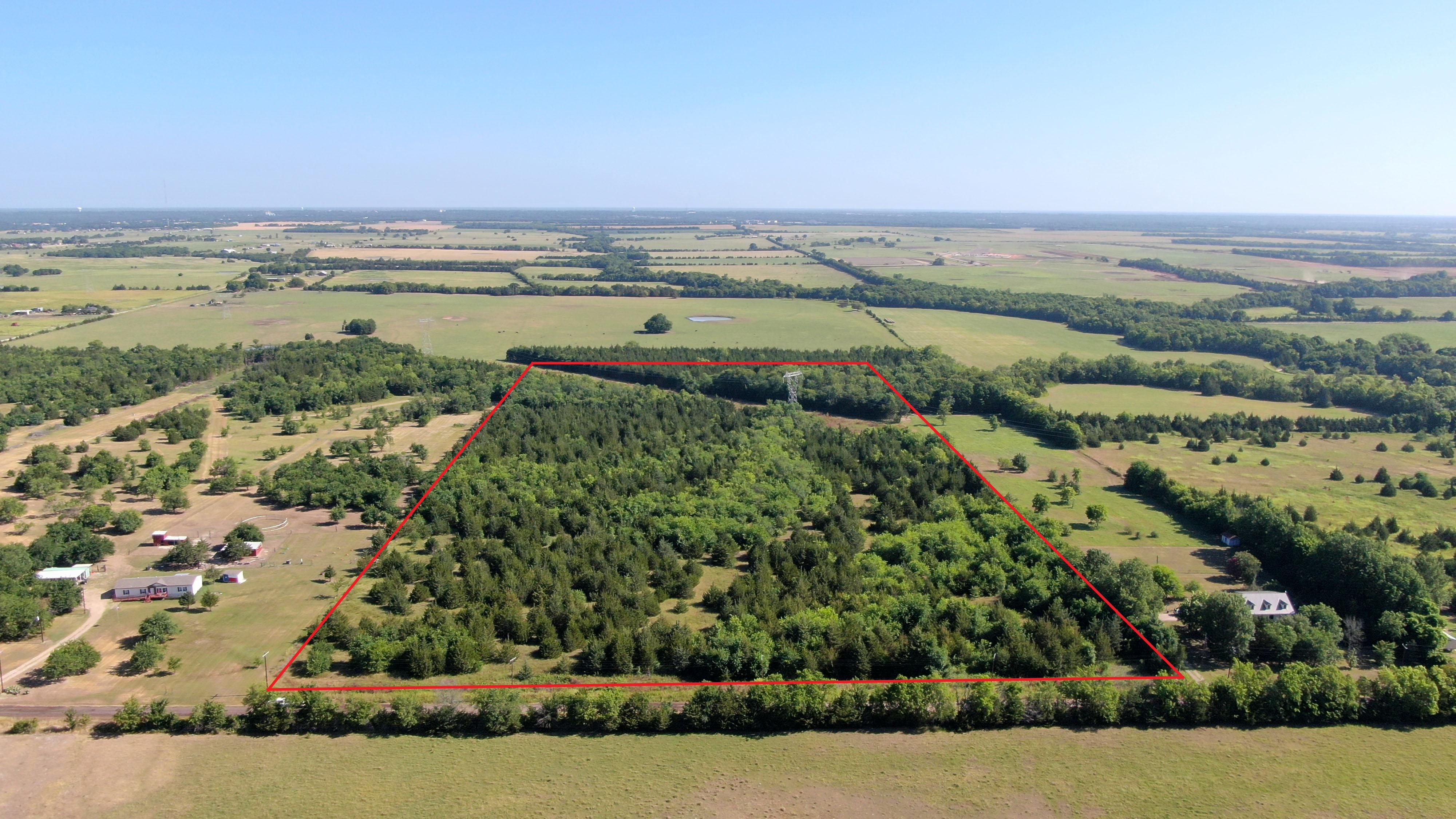 30 acres in Lamar County, Texas