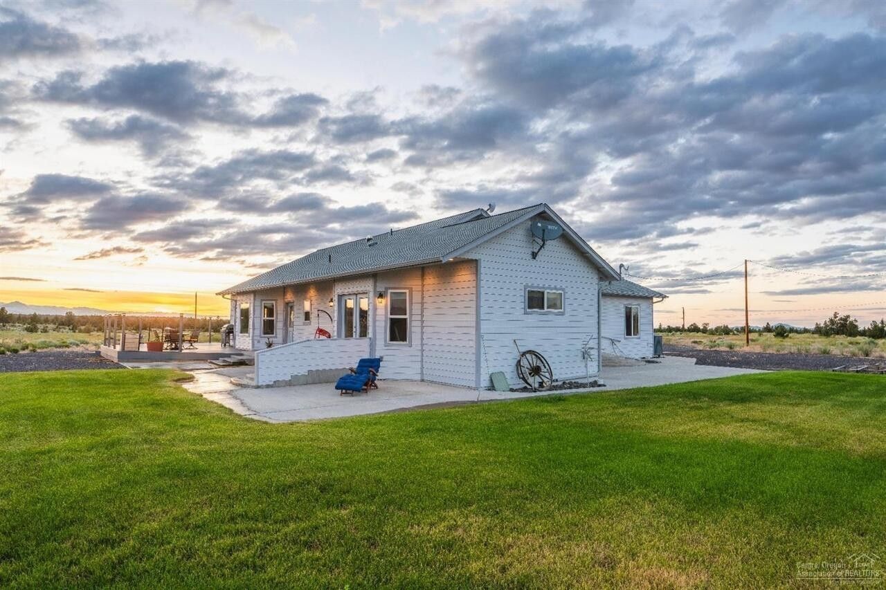 20 acres in Deschutes County, Oregon