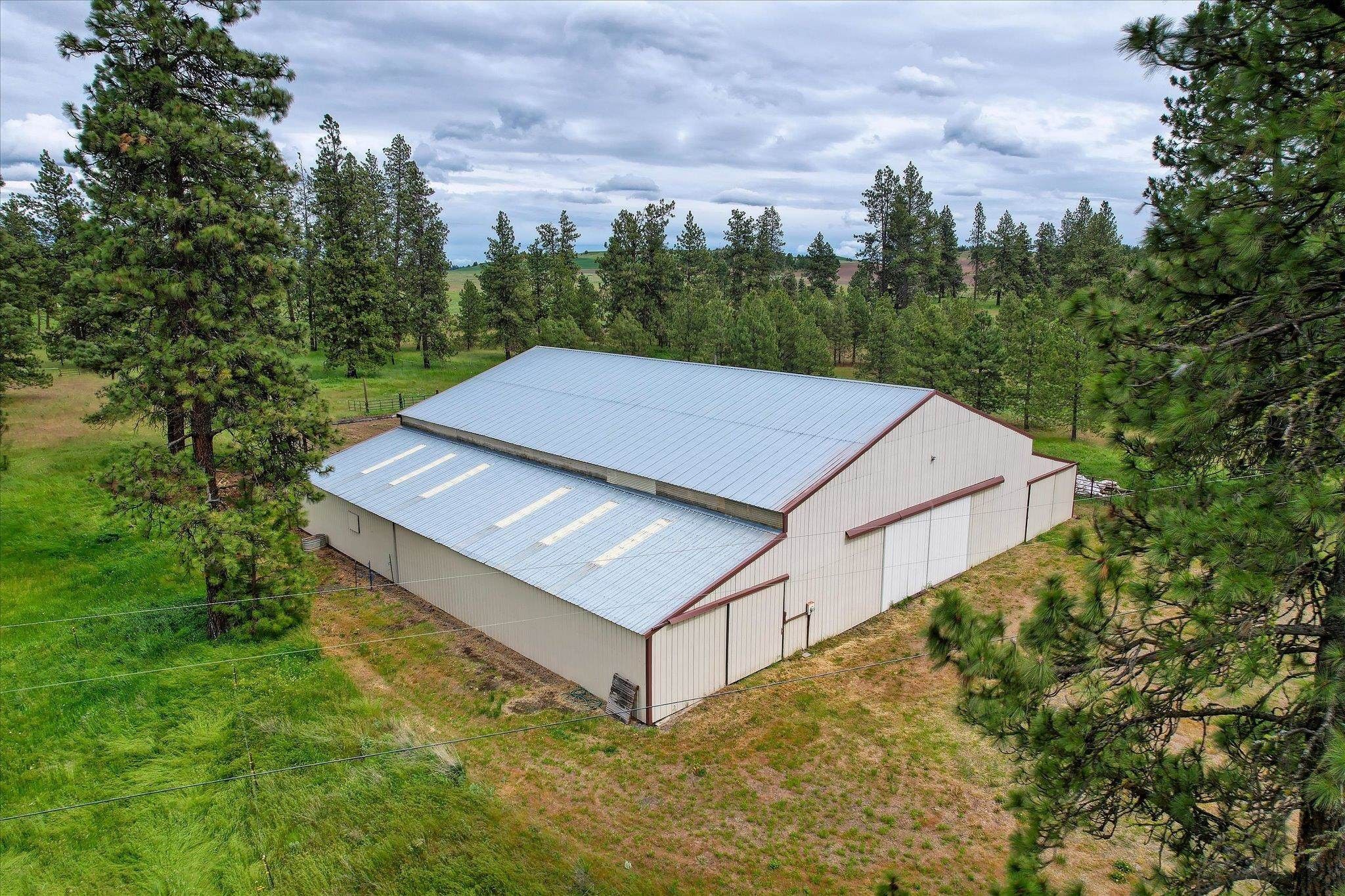10.49 acres in Spokane County, Washington