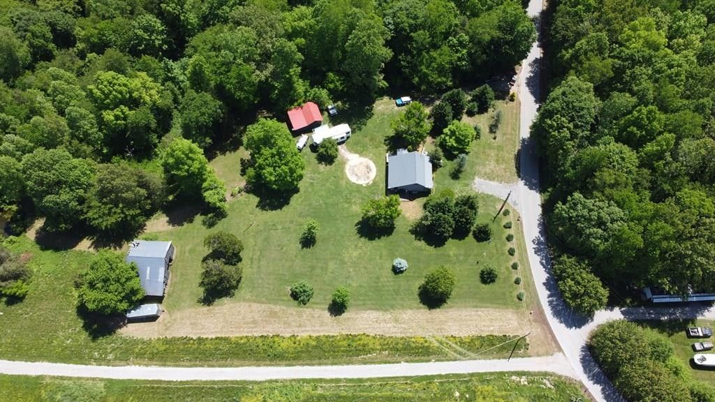 10 acres in Pickett County, Tennessee