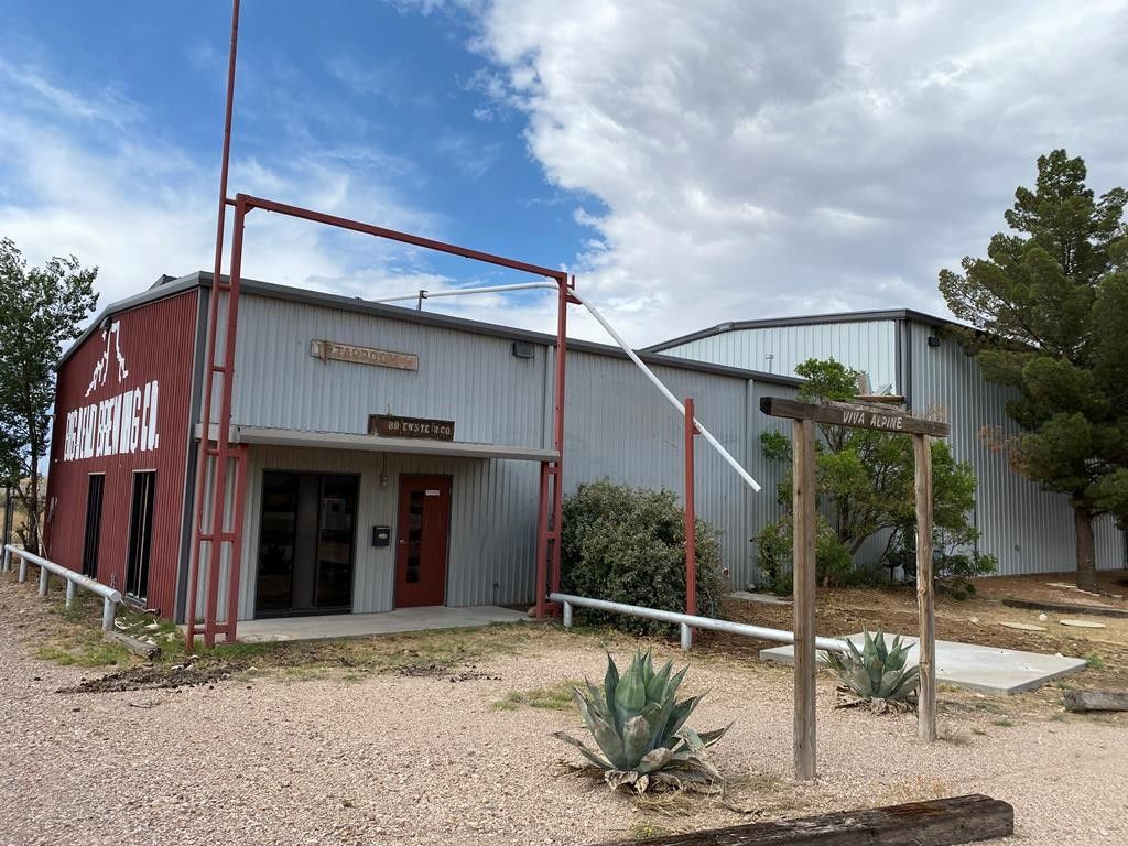 4.25 acres in Brewster County, Texas