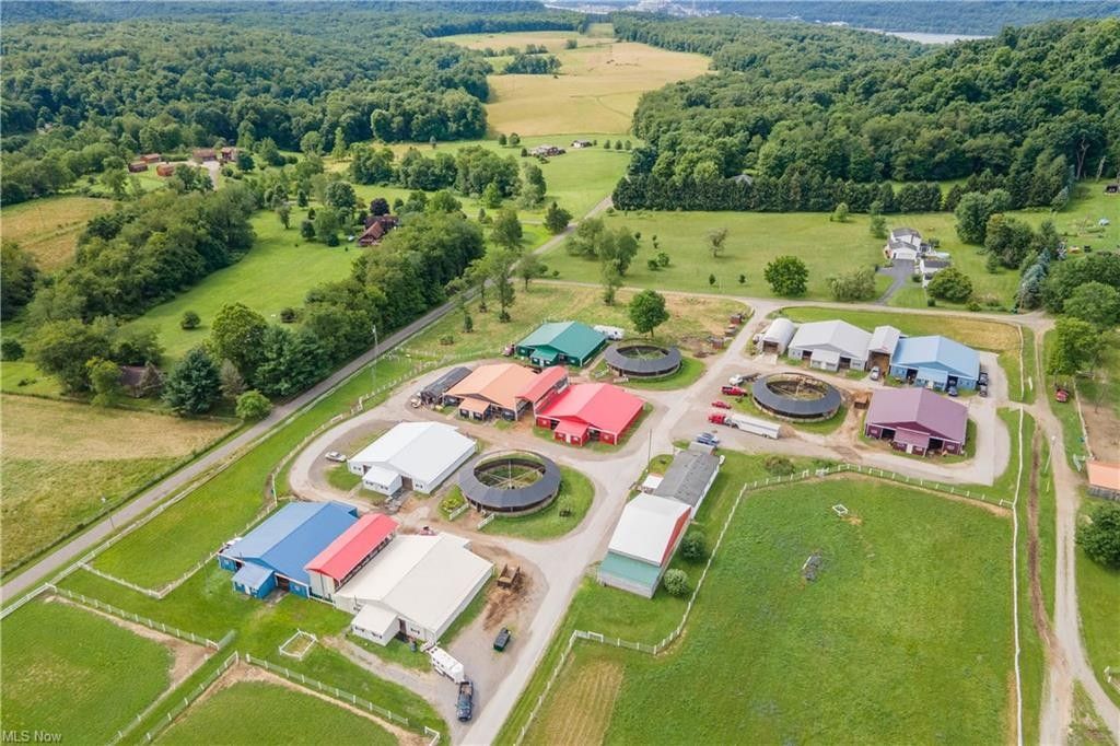 23.92 acres in Hancock County, West Virginia