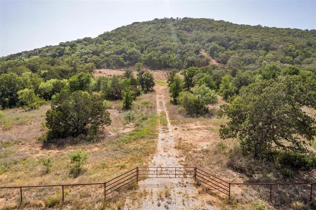 10 acres in Palo Pinto County, Texas