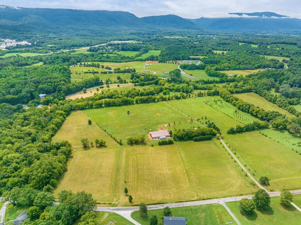 19 acres in McMinn County, Tennessee