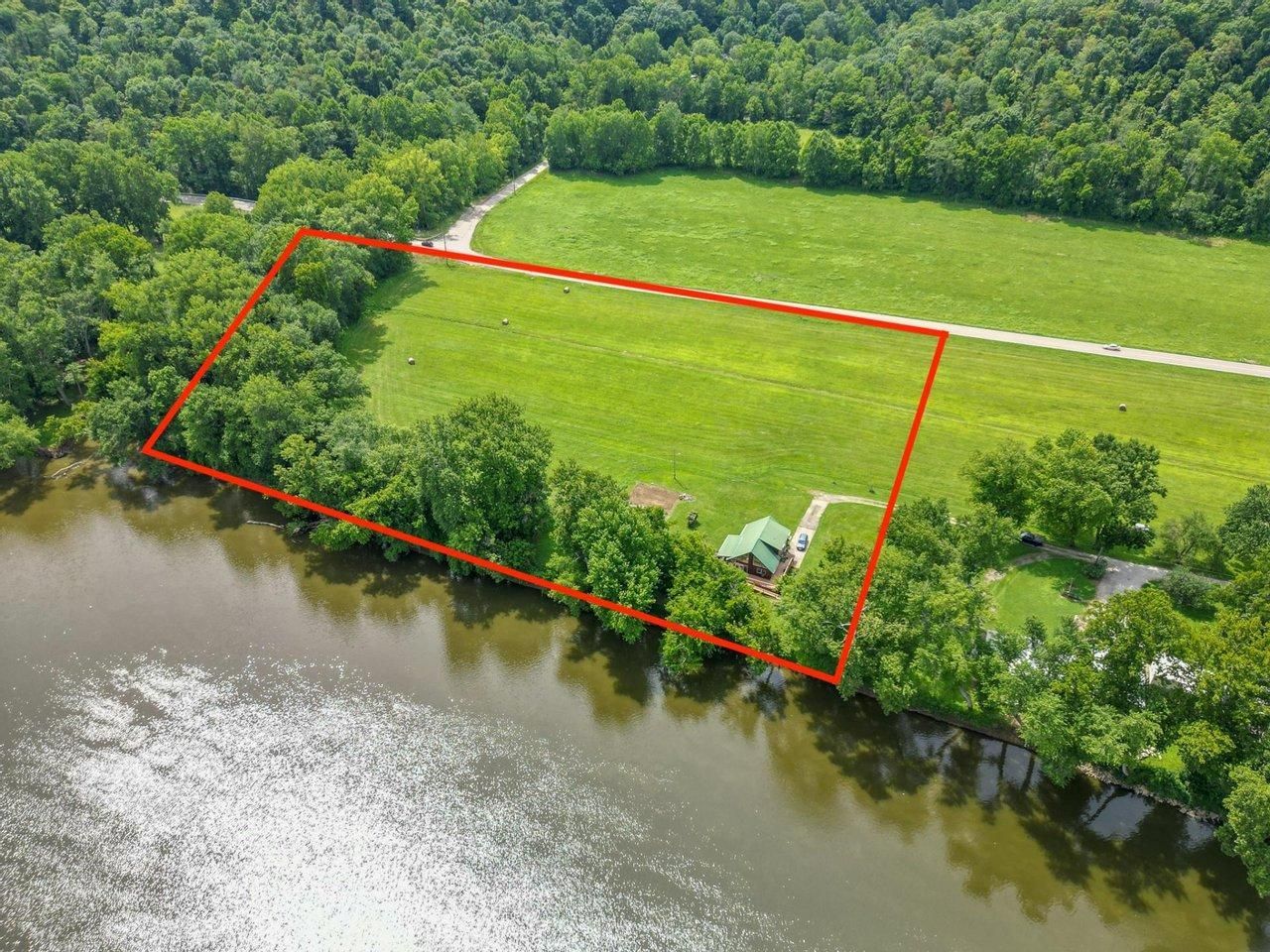 8 acres in County, Ohio