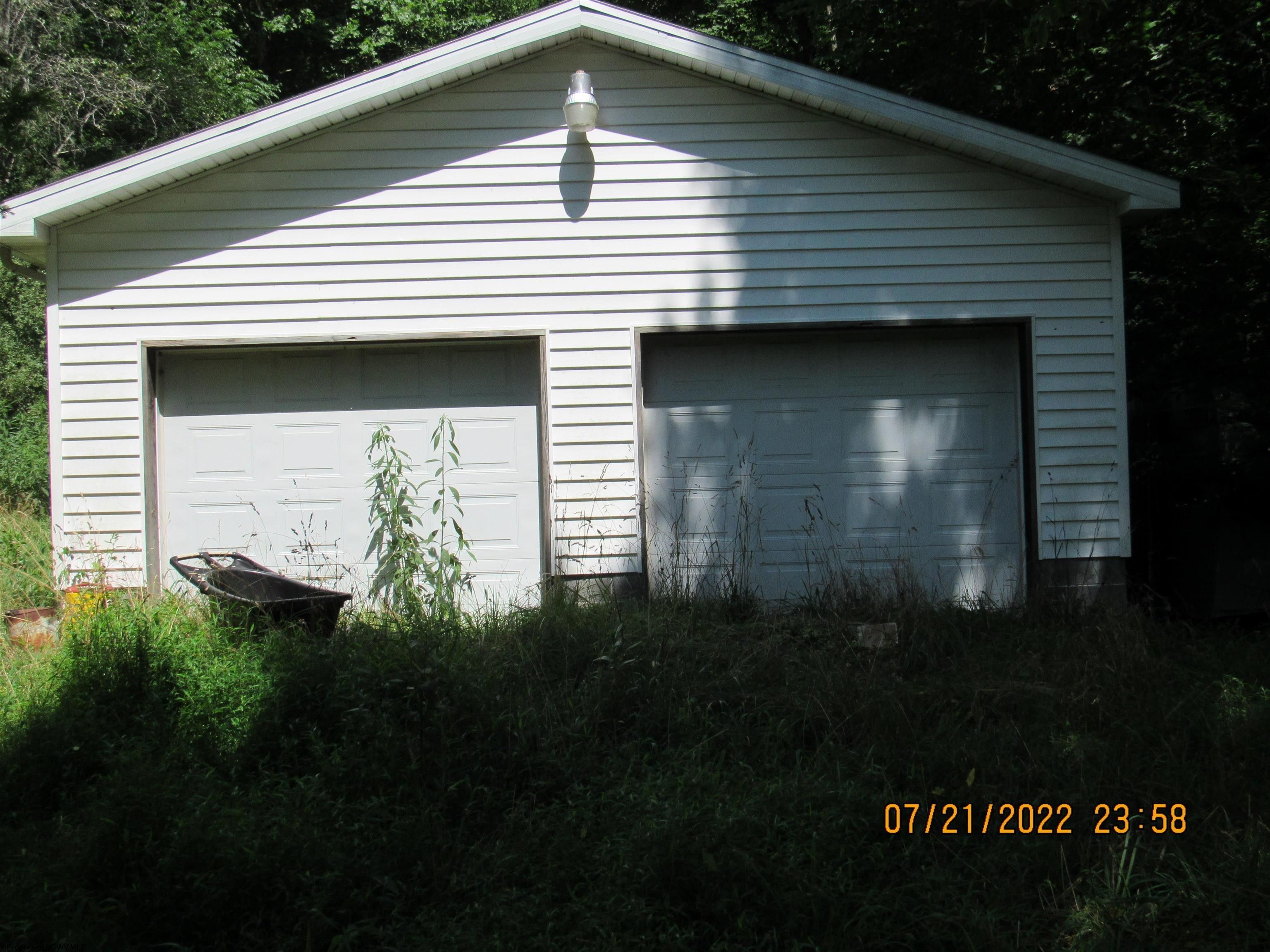 20.73 acres in Lewis County, West Virginia