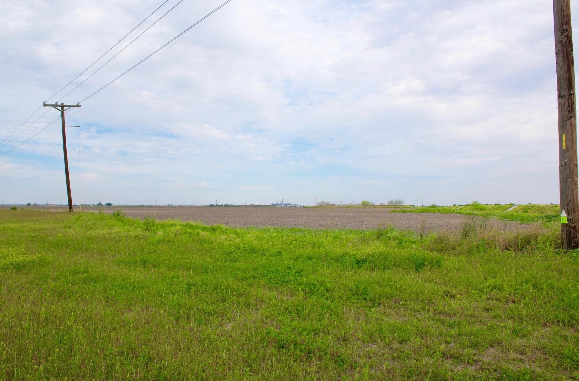 2 acres in Nueces County, Texas