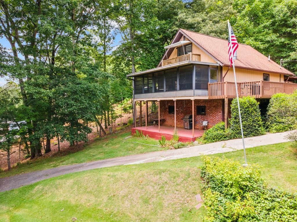 11.5 acres in Macon County, North Carolina