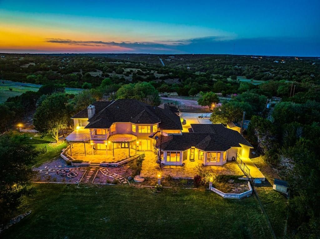 5.91 acres in Kerr County, Texas