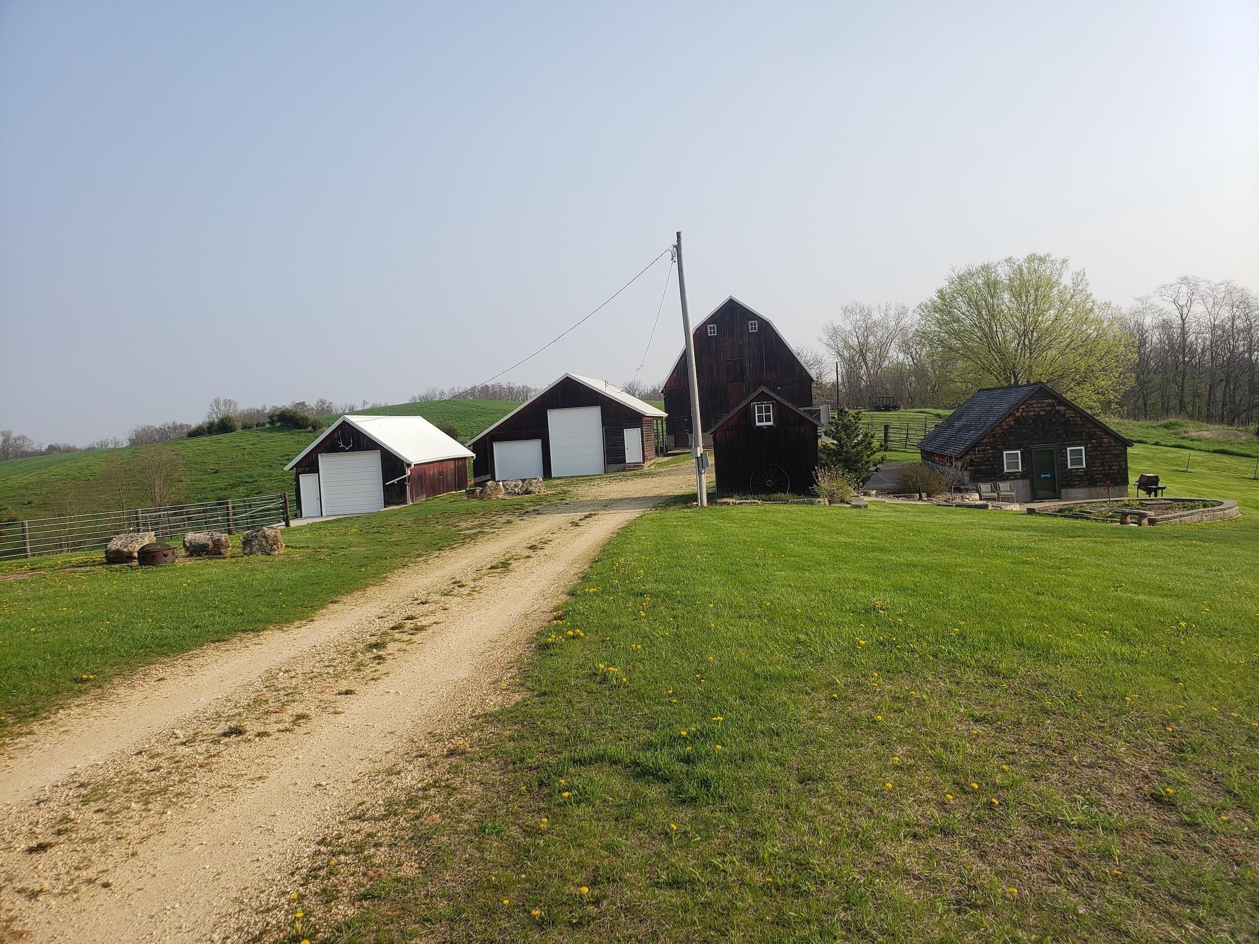 165 acres in Jackson County, Iowa