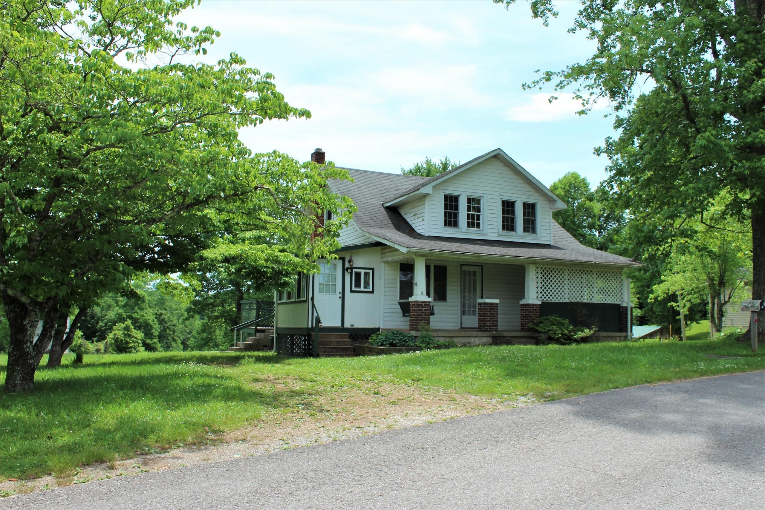 1.75 acres in Lee County, Kentucky