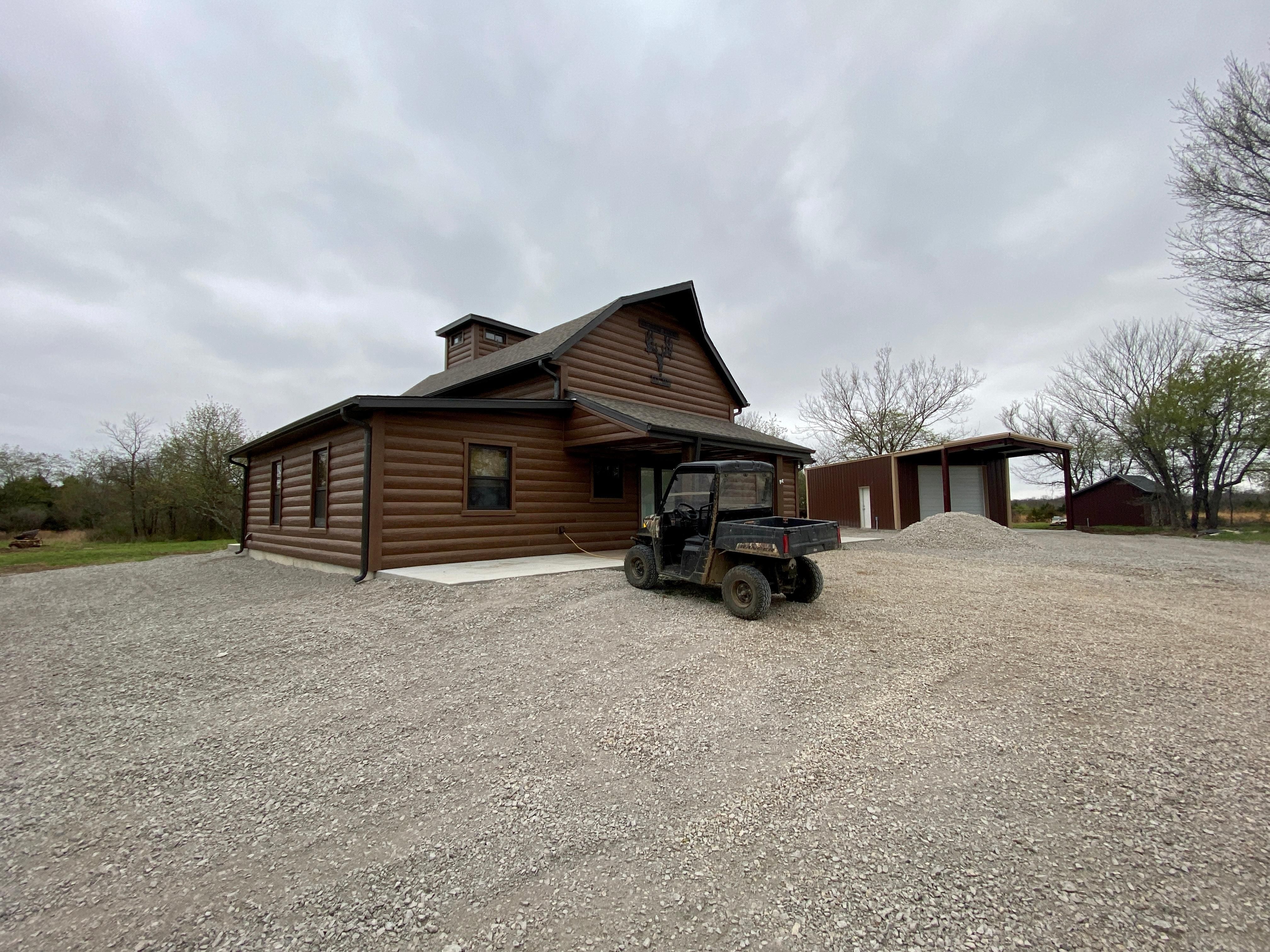 578 acres in Bourbon County, Kansas