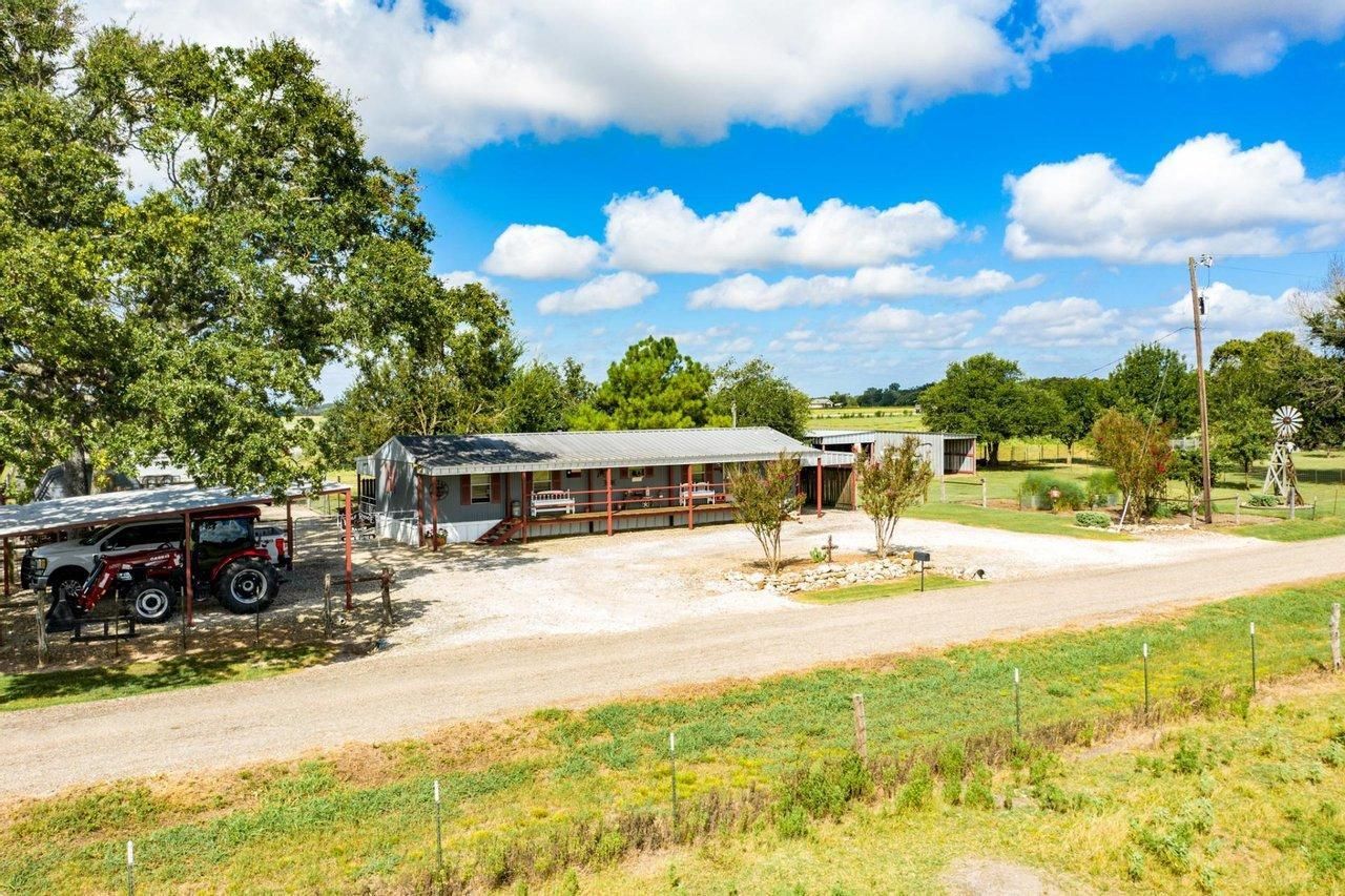 21.37 acres in Falls County, Texas