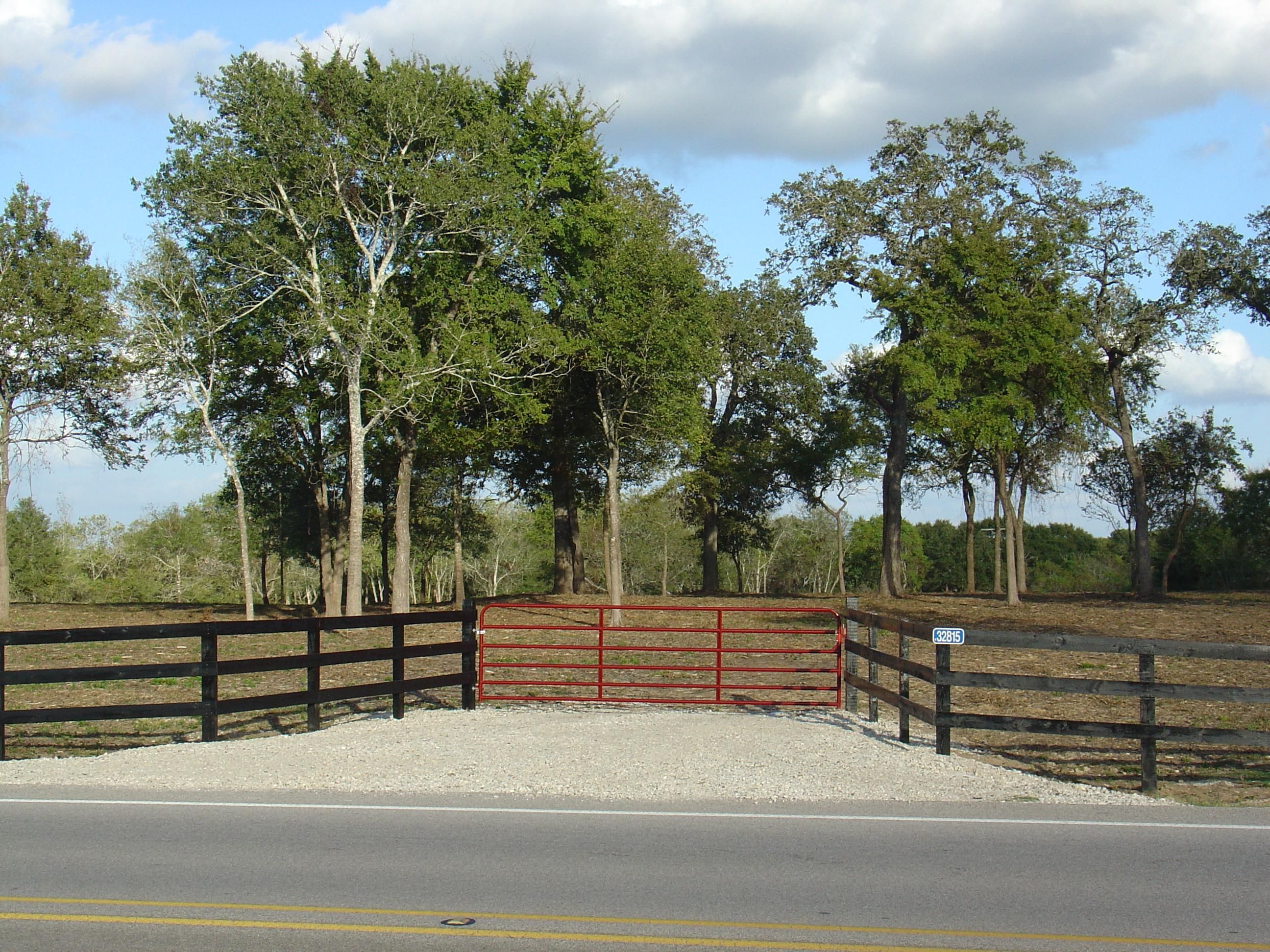 5.14 acres in Waller County, Texas