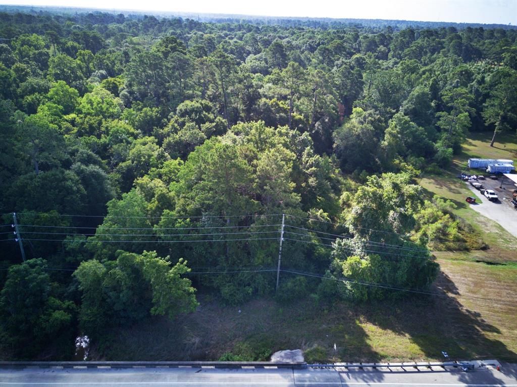 2 acres in Montgomery County, Texas