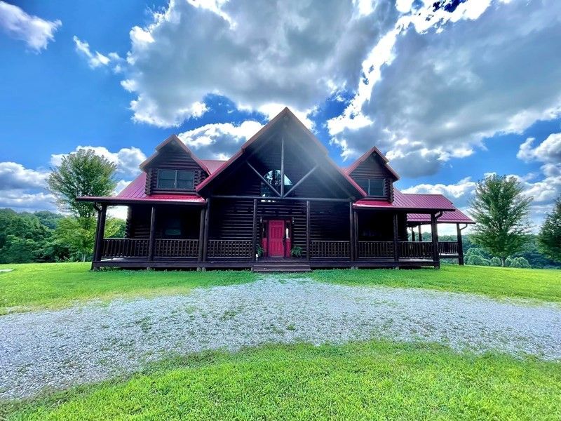 49.3 acres in Roane County, West Virginia