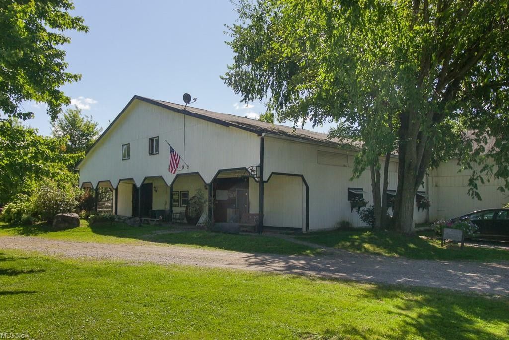 7.25 acres in Geauga County, Ohio