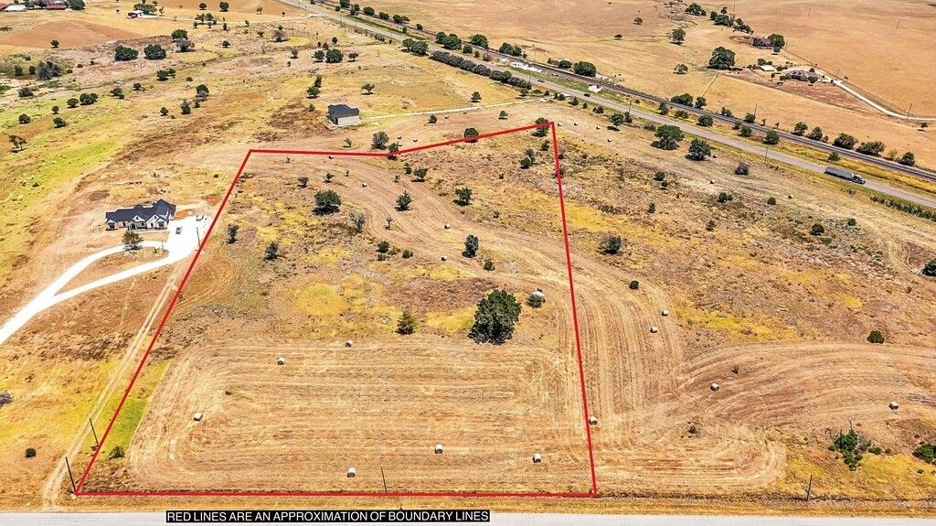 10.01 acres in McLennan County, Texas