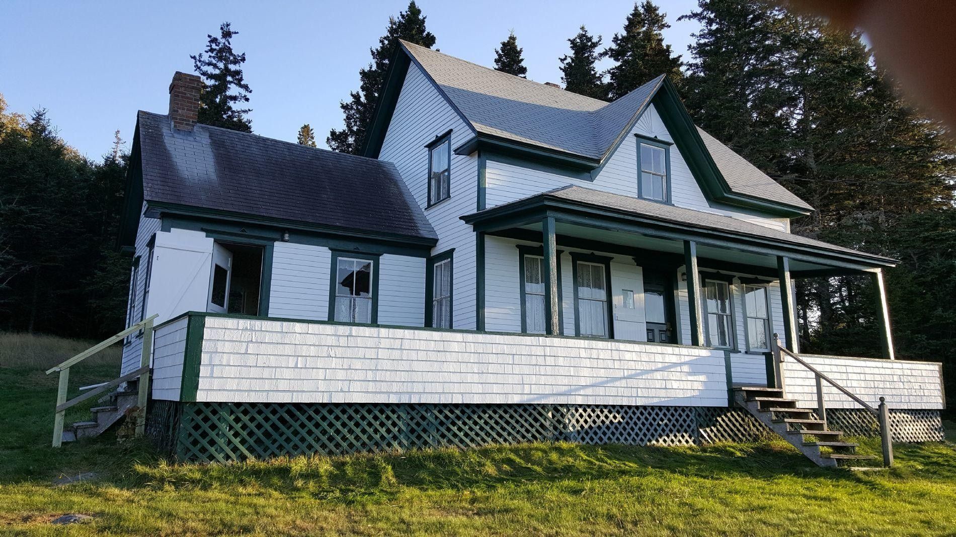 7 acres in Hancock County, Maine