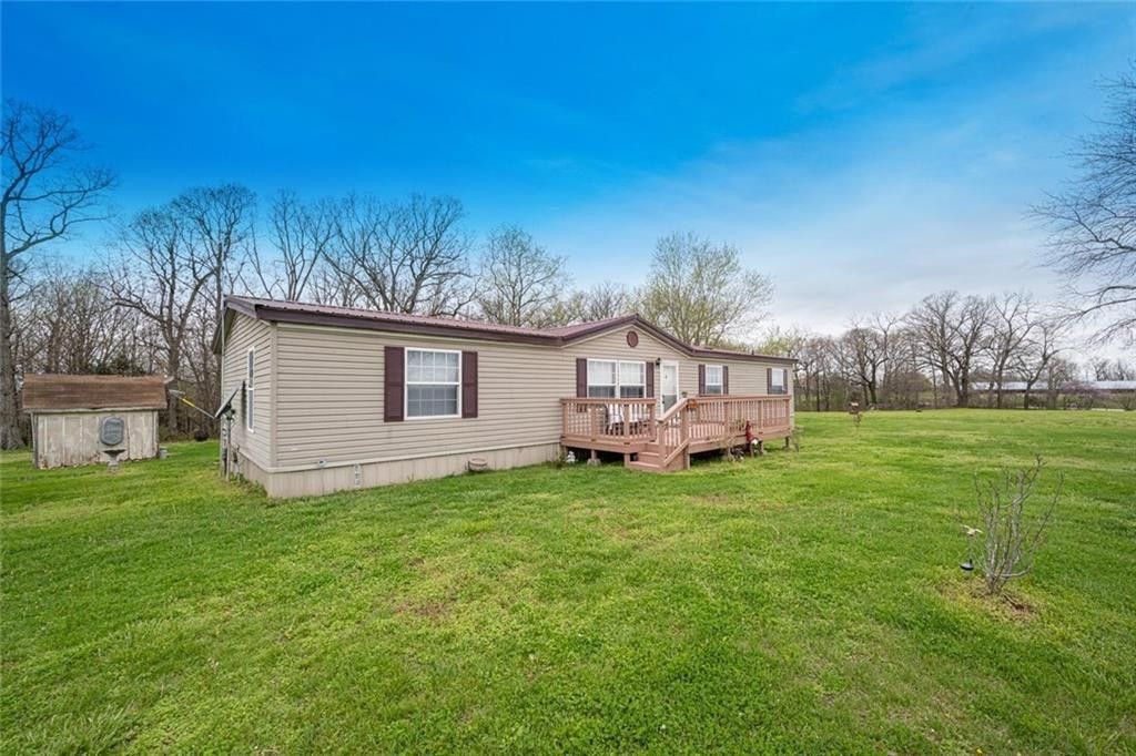 3.2 acres in Barry County, Missouri