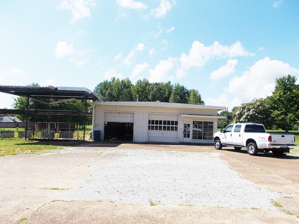 2 acres in Benton County, Tennessee