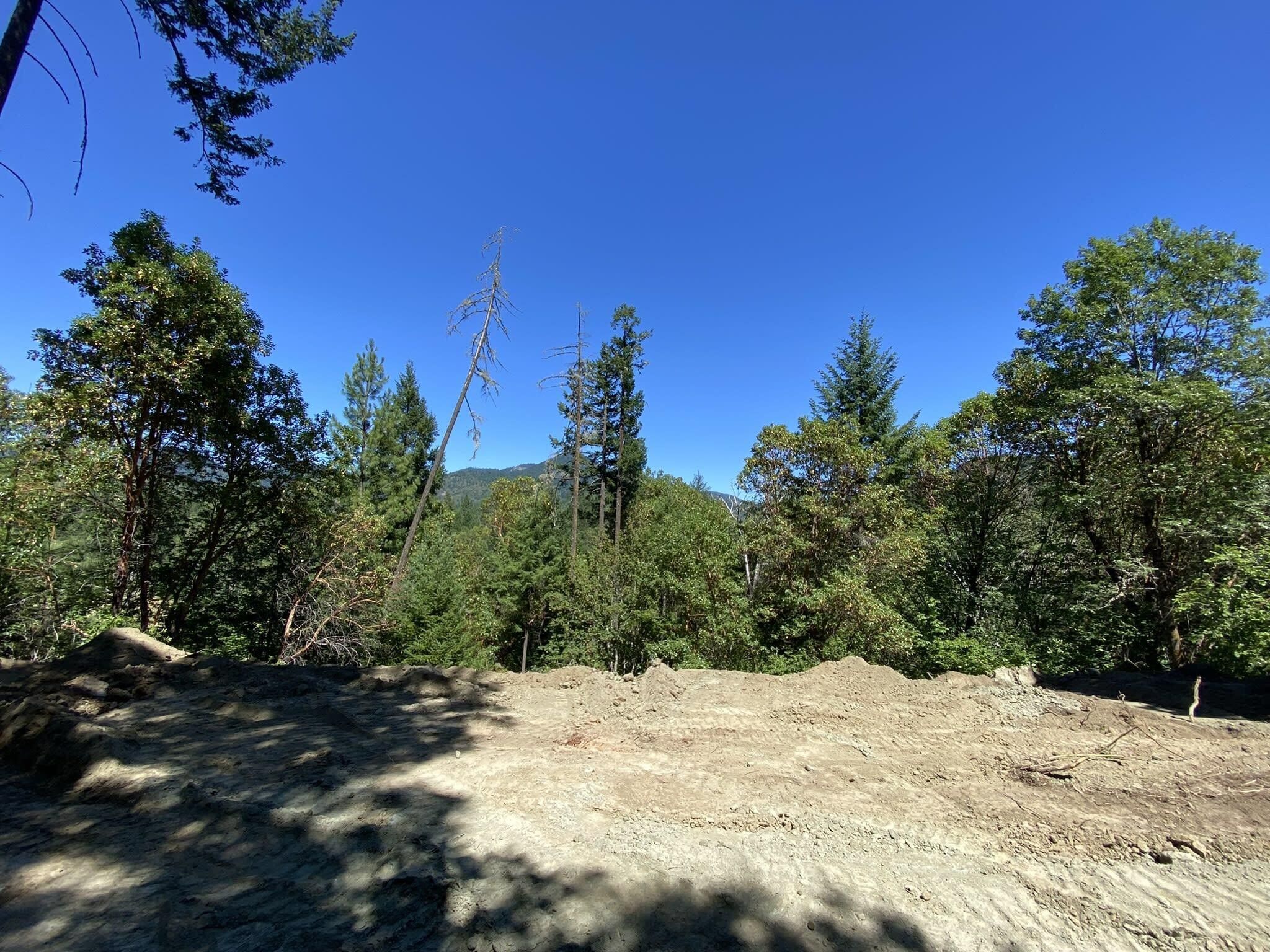 7.49 acres in Josephine County, Oregon
