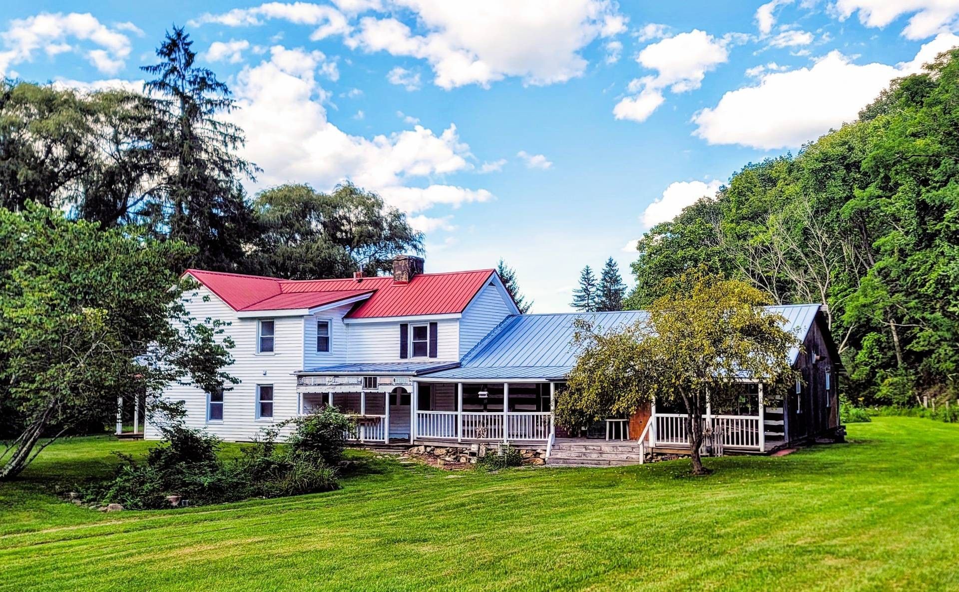 2.6 acres in Monroe County, West Virginia