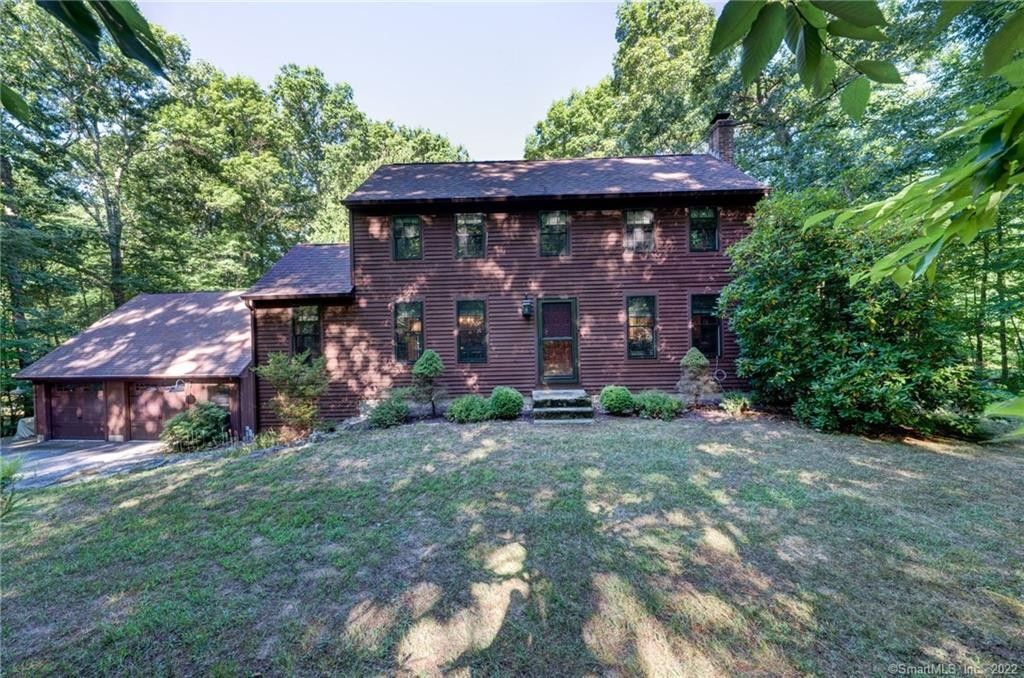 0.92 acres in Tolland County, Connecticut