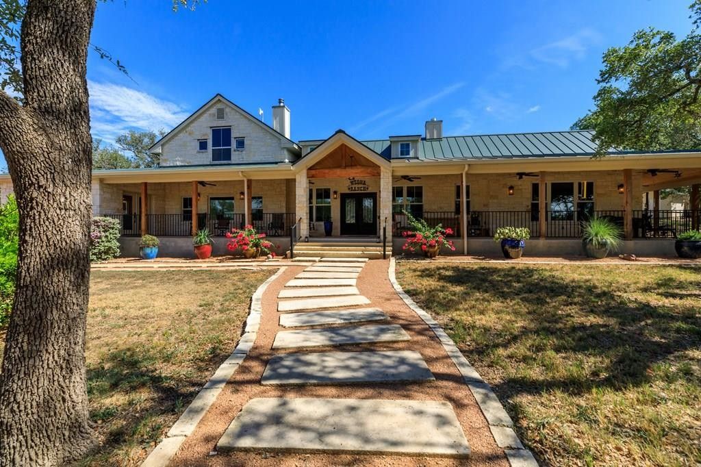 18.1 acres in Gillespie County, Texas