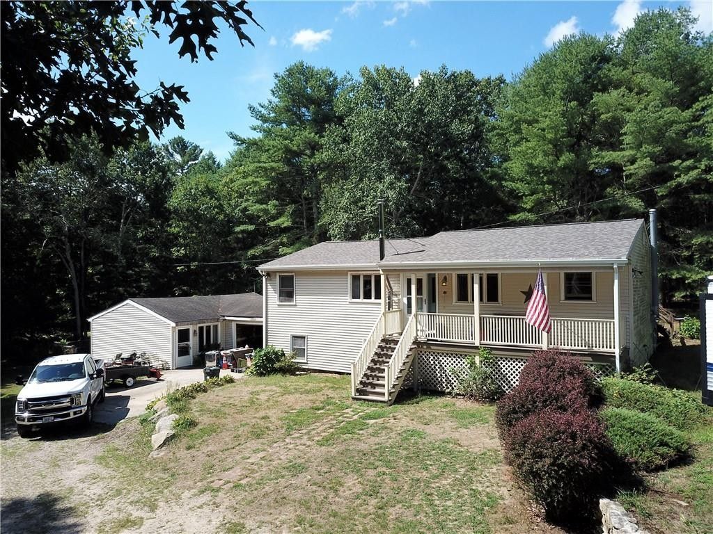 2.9 acres in Kent County, Rhode Island