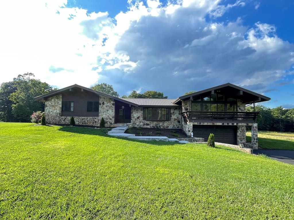 2 acres in Mercer County, West Virginia