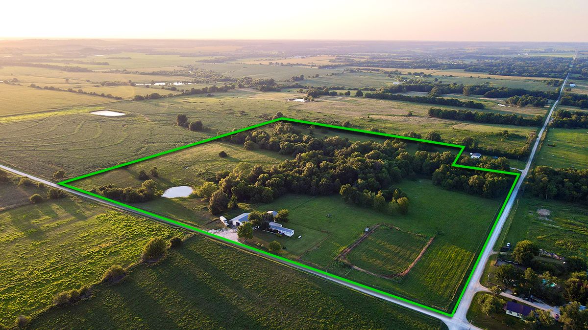 38 acres in Bates County, Missouri