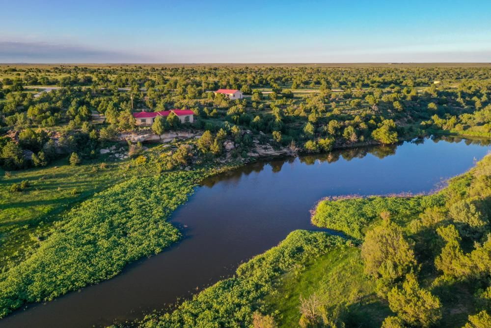 1,000 acres in Roy, NM, 87743 | Land.com