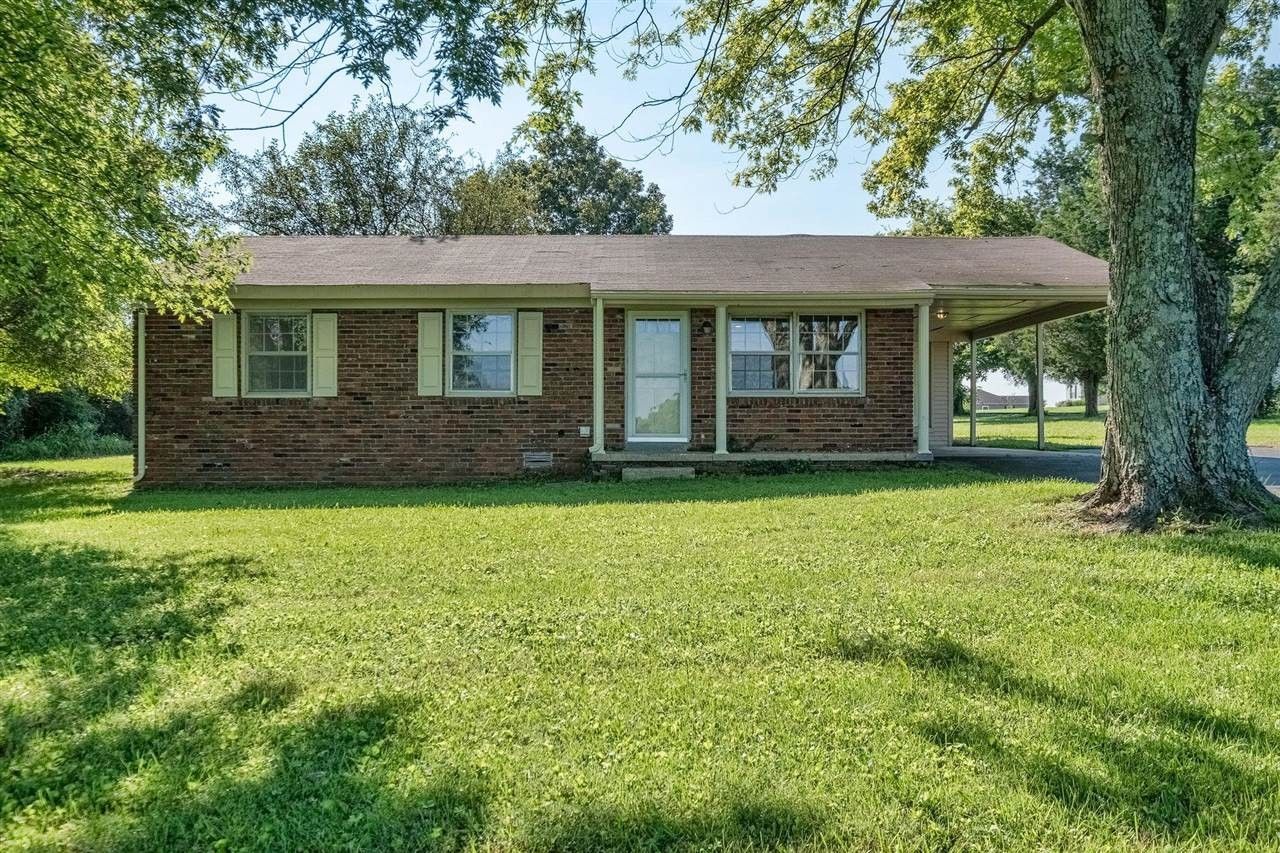 1.2 acres in Logan County, Kentucky